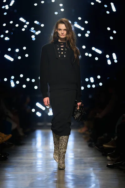 Look 54